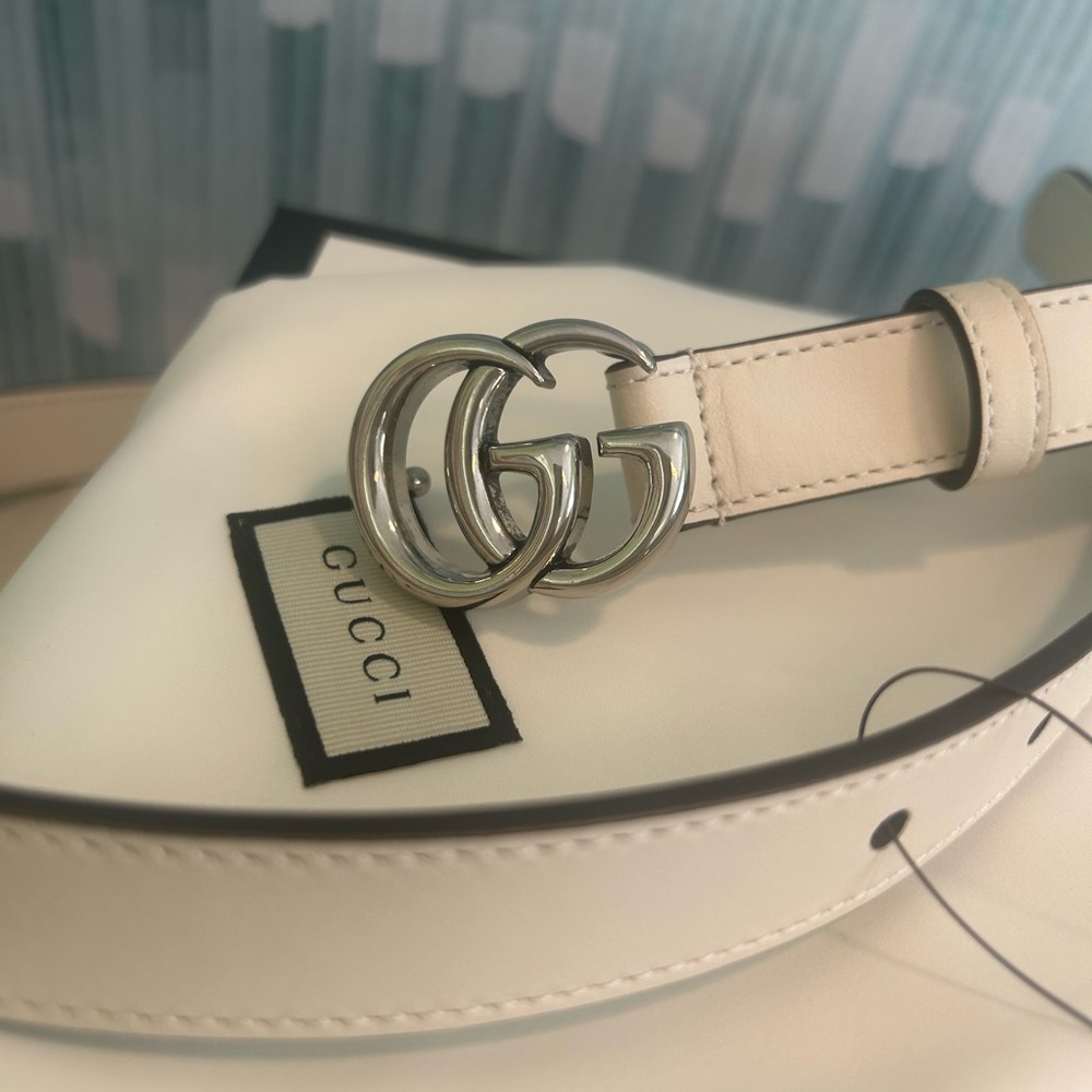 White double G thin leather belt